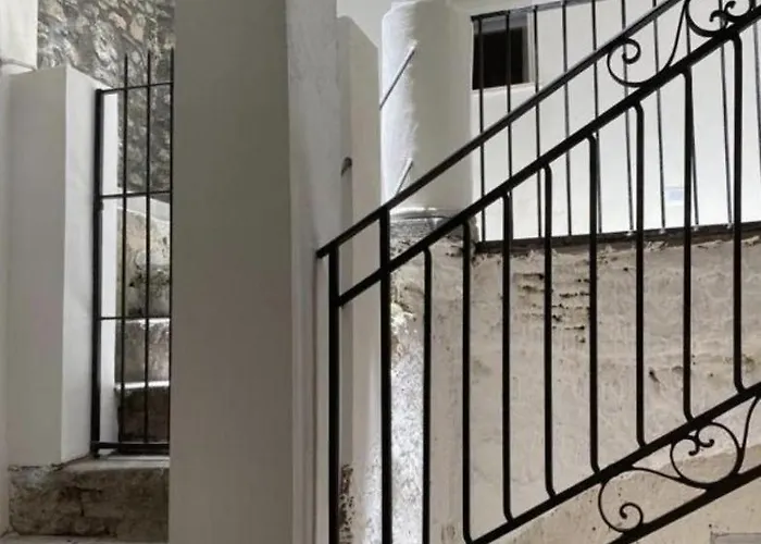 Patio1861 * 泰尔米尼伊梅雷塞